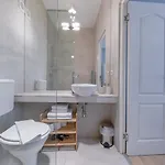 The Nest - Downtown 1 Apartment *