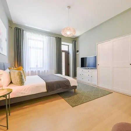 The Nest - Downtown 1 Apartmán Kluž